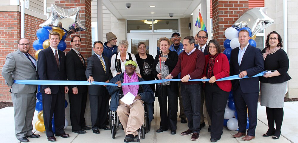 LGBTQ-friendly Retirement Community Welcomes Cleveland Resident in Transition