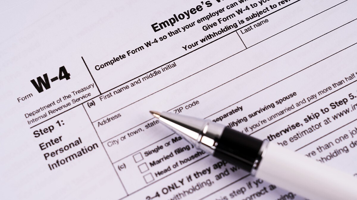 <p>What Is a W-4 Form and How to Fill It Out</p>