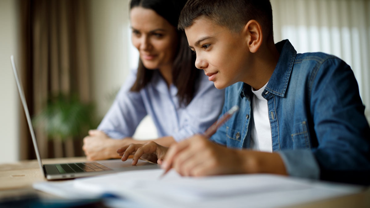 <p>3 Ways to Save for Your Kid’s Education </p>