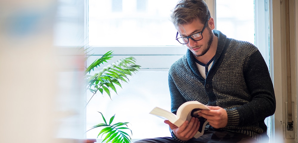 <p>Reading List to Improve Your Financial IQ<b></b></p>