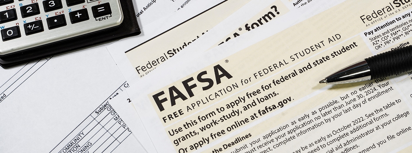 <p>What Is Financial Aid?</p>

