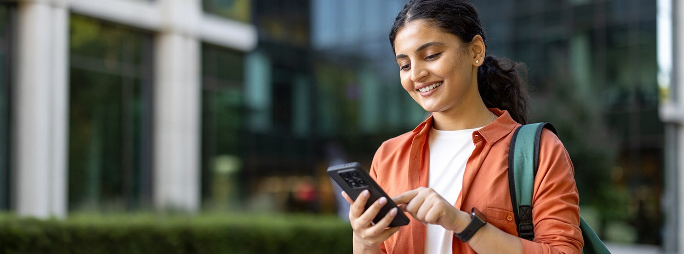 <p>What Is a Student Checking Account?</p>
