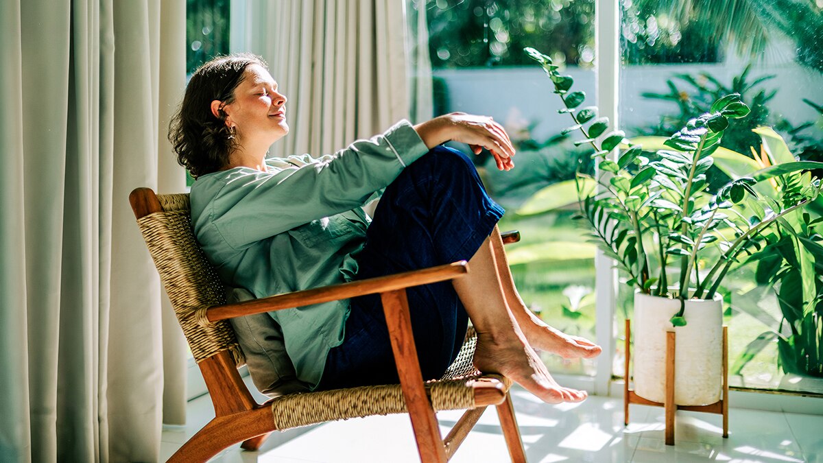 Lean Into Yourself: A Woman's Mental Health Hacking Guide